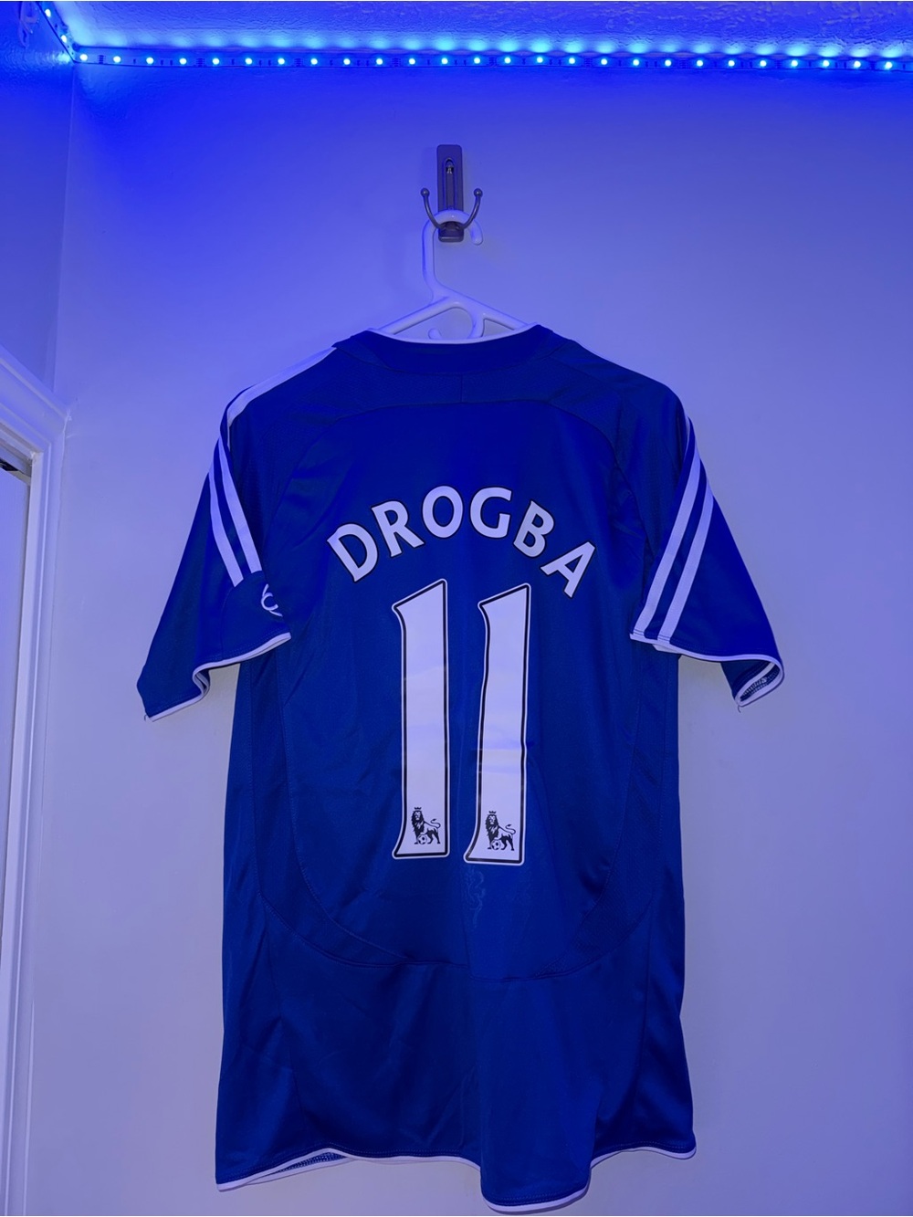 06/08 Drogba #11 Chelsea Home Retro Jersey